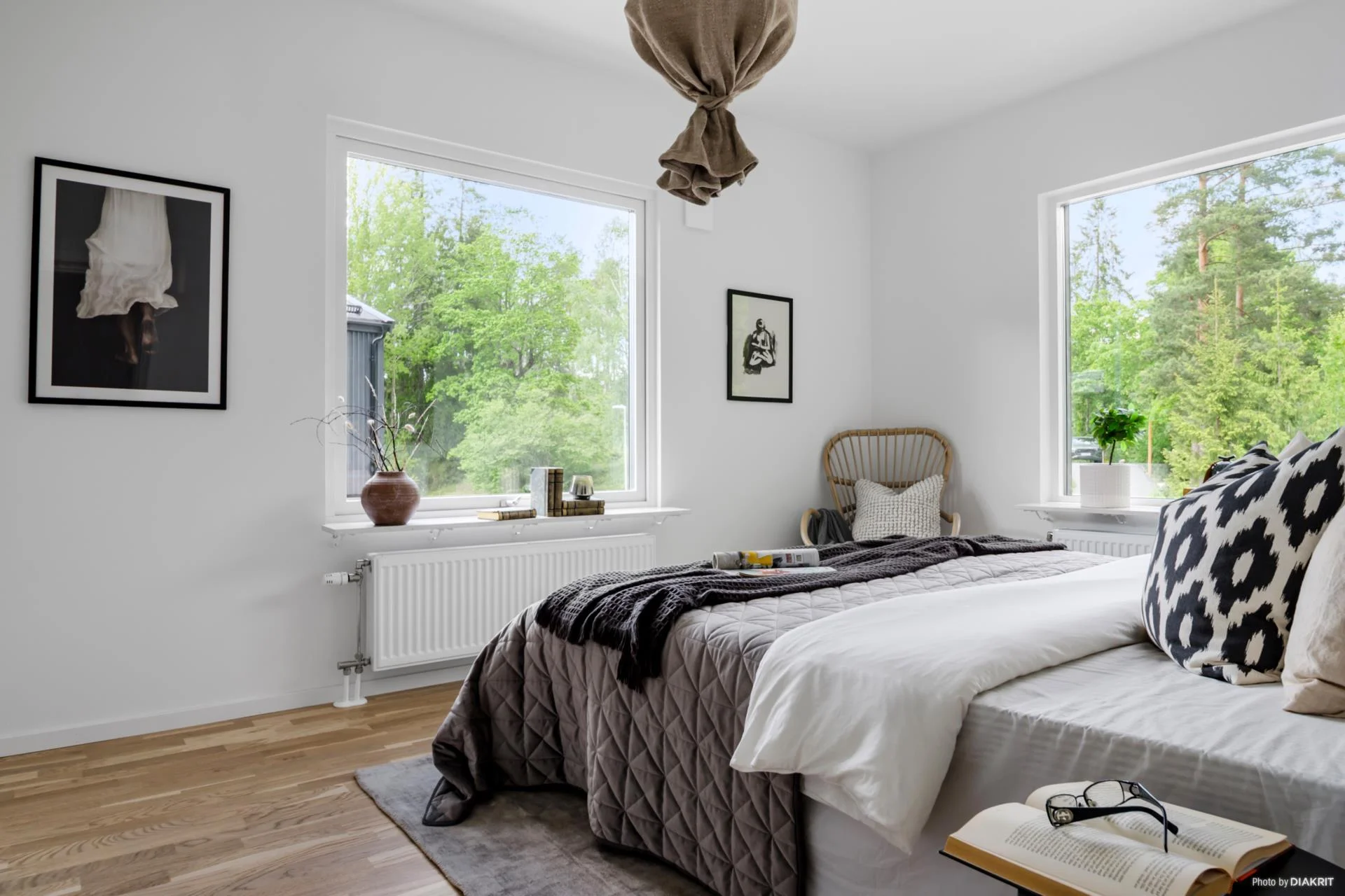 Prisvärda och lättskötta parhus i harmoni med naturen nära city.