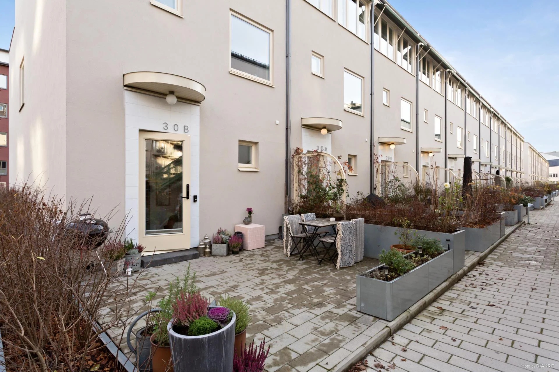 Läckert stadsradhus med gavelläge!