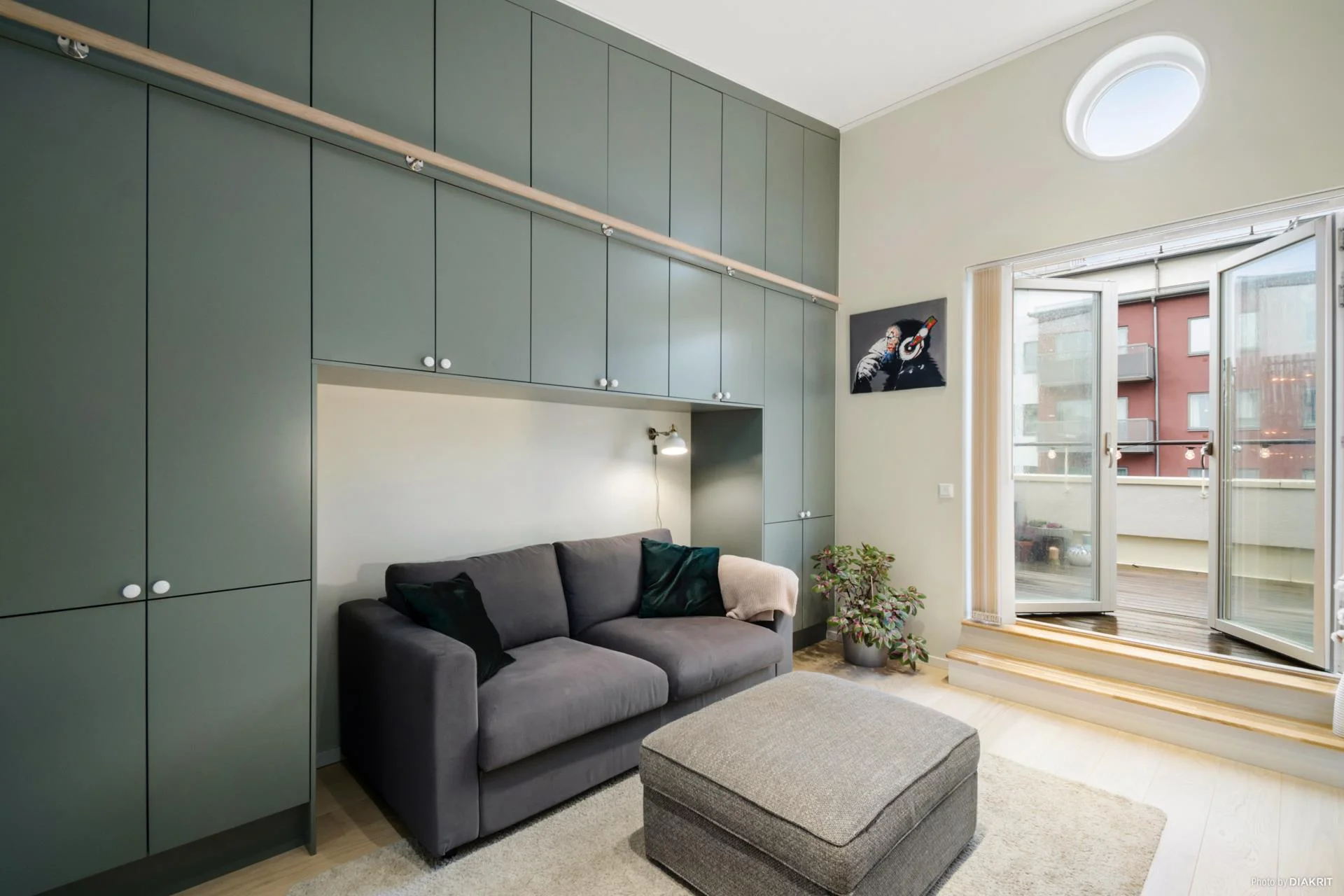 Läckert stadsradhus med gavelläge!