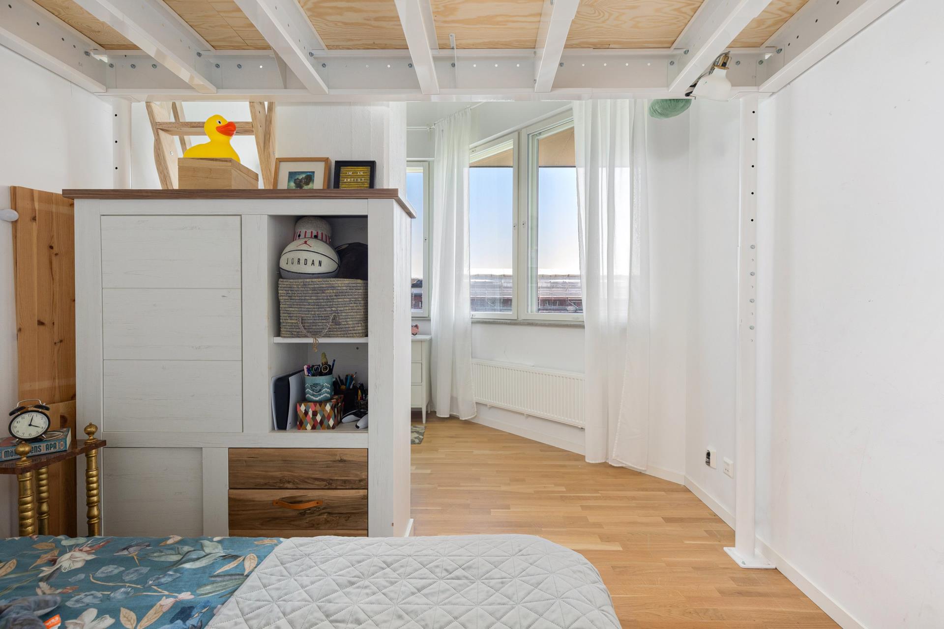 Smakfull 2:a med dubbla loft i Gustavsbergs hamn!