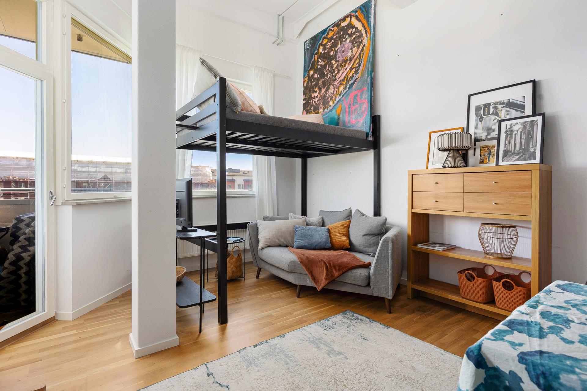 Smakfull 2:a med dubbla loft i Gustavsbergs hamn!