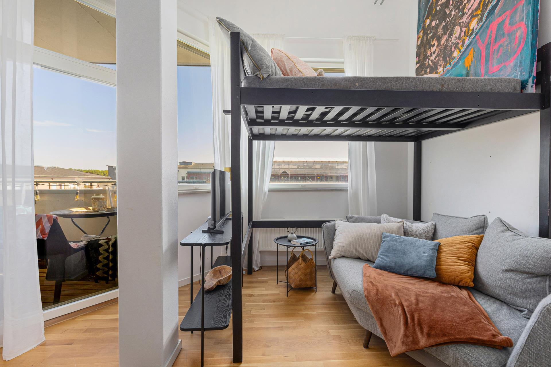 Smakfull 2:a med dubbla loft i Gustavsbergs hamn!