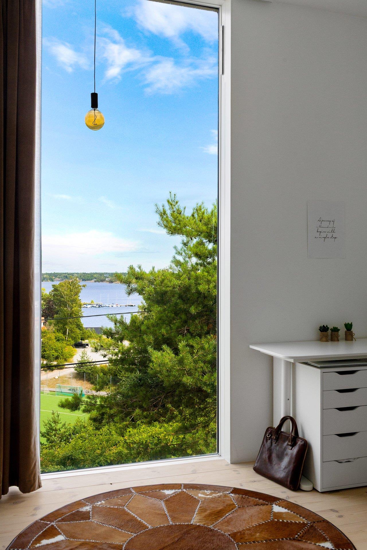 Villa Mörtnäs med panoramautsikt över Torsbyfjärden!