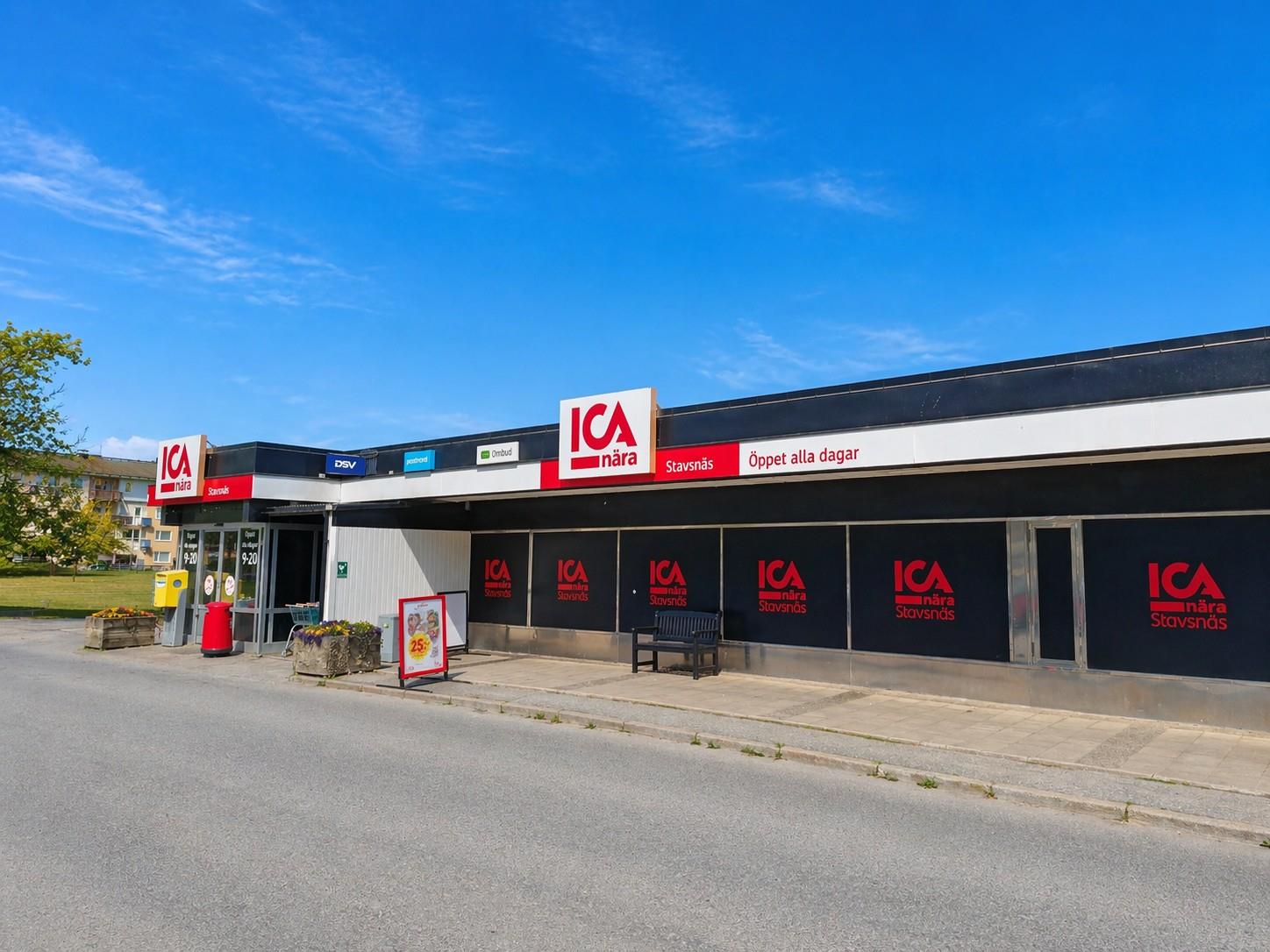 Fint fritidshus med åretrunt-standard med direkt närhet till bad, bryggor och skärgården!